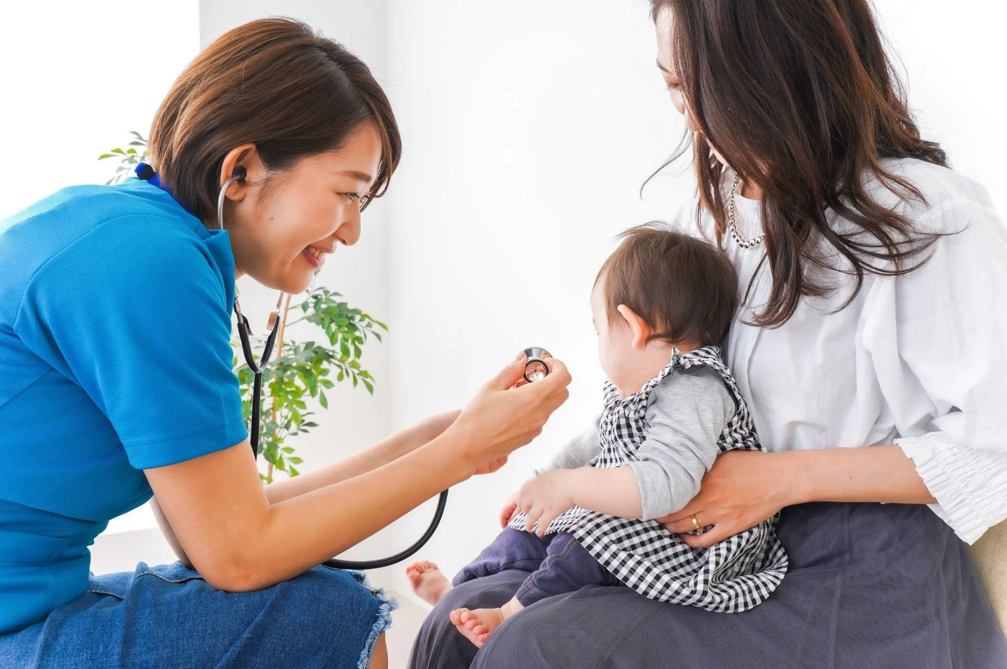 押さえつけず楽しく治療！箕面おとなこども歯科の小児歯科の取り組み